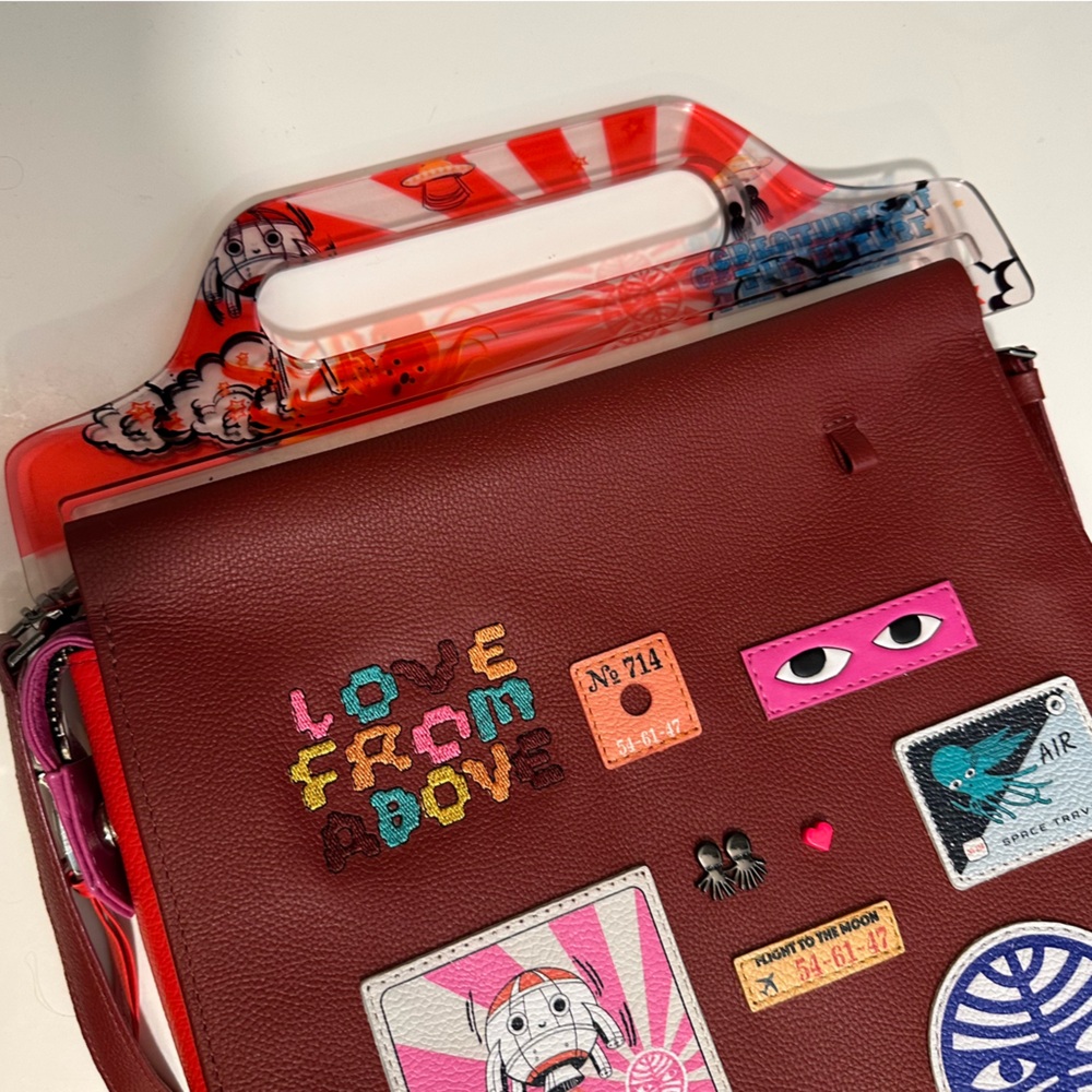 Min & Mon Manuel Crossbody Bag - Picture 8 of 12
